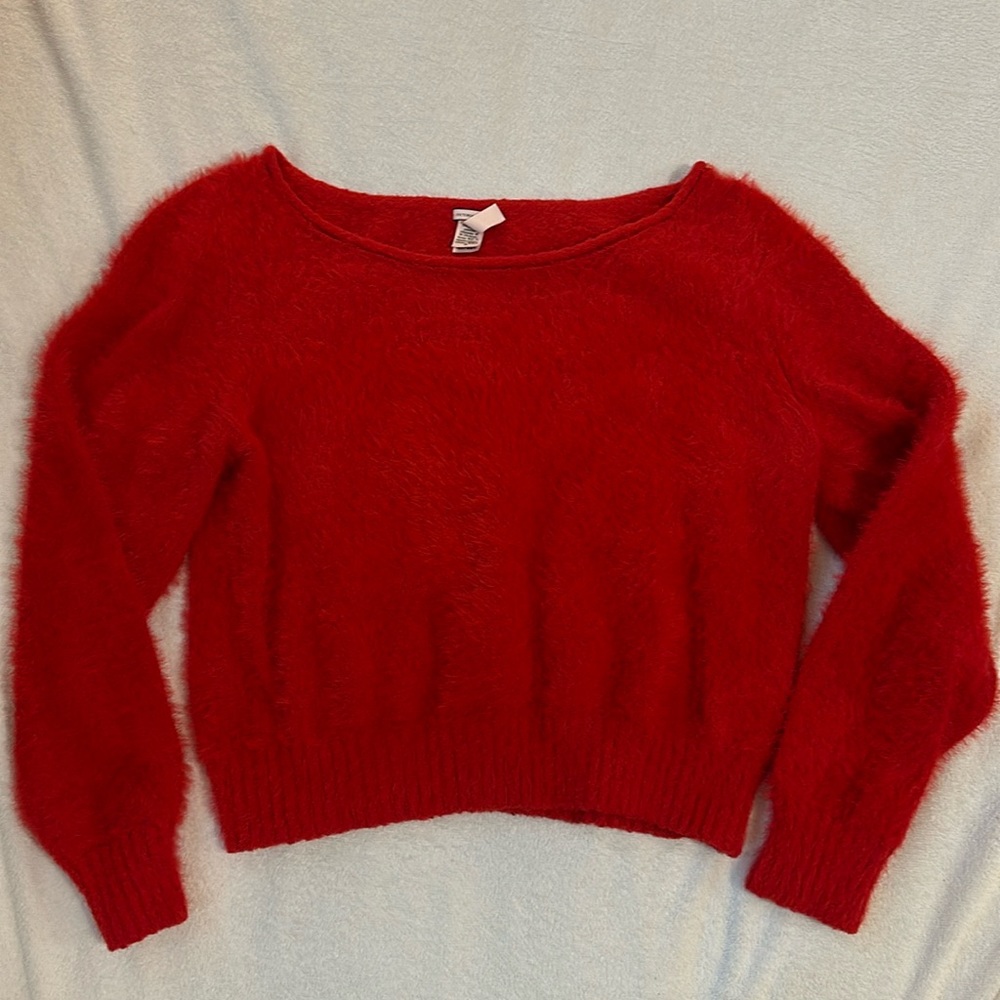 Women’s sweater pullover